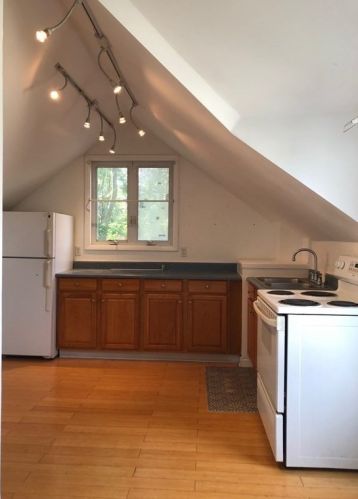 9 Boynton St, Swampscott MA 01907-1850 exterior