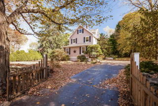 282 Durham Rd, Madison, CT 06443-2454