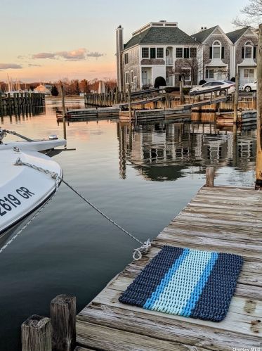 21 Stirling Cv, Greenport NY  11944-1460 exterior