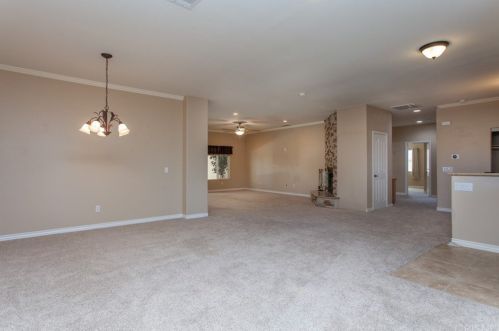 2028 Kalliope Ave, Lancaster CA 93536-4624 exterior