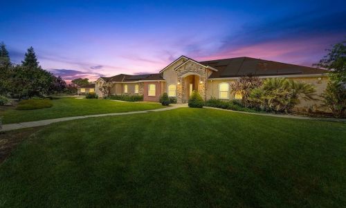 6231 24th St, Rio Linda, CA 95673-4600