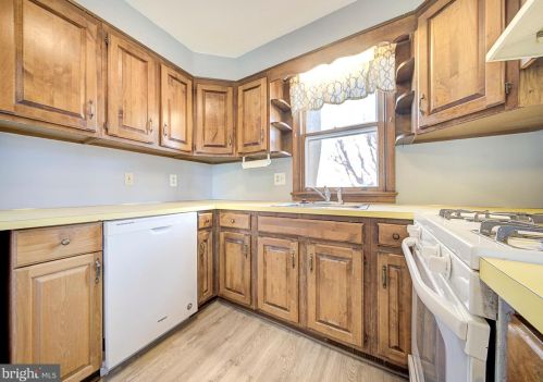 341 3 St, Lansdale PA 19446-2841 exterior