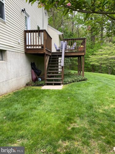 151 New Granville Rd, Wilmington DE  19808-1109 exterior