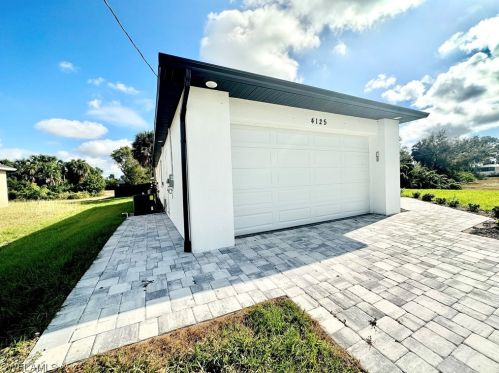 4125 19th Pl, Cape Coral FL  33904-8037 exterior