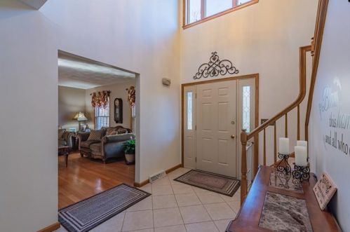 109 Rocky Mountain Ct, Latrobe, PA 15650-2410