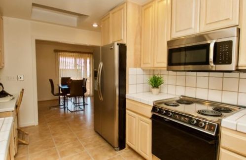 458 Briarwood Dr, South San Francisco CA  94080-5829 exterior