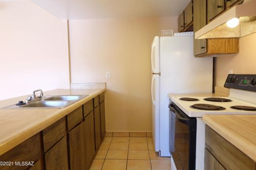 2131 Margaret Ave, Tucson AZ 85716-2722 exterior