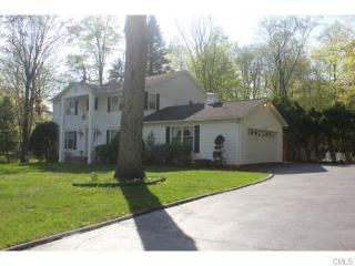 16 Richter Dr, Danbury, CT 06811-3454