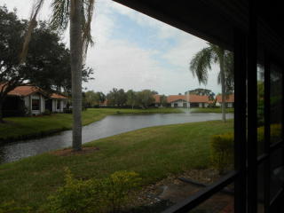 4047 Wilshire Cir, Sarasota, FL 34238-2511