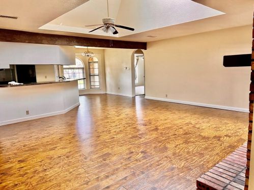 609 Chisholm Rd, Burleson TX  76028-3823 exterior
