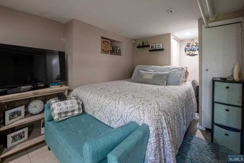 57 Malcolm Ave, Outwater NJ  07026-1523 exterior