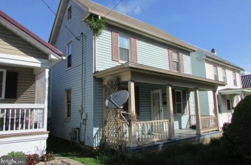 323 Garfield St, Lees Cross Roads, PA 17257-2003