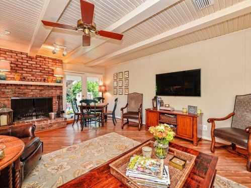 4503 Erin Ln, Austin TX  78756-2905 exterior