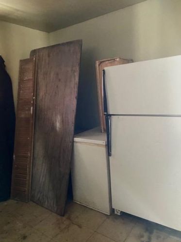 1051 Hanley St, Gary IN  46406-2013 exterior