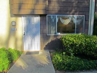 11204 Via Teresa, Santee, CA 92071-4714