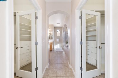 1733 Campanula Dr, San Ramon CA  94582-5155 exterior