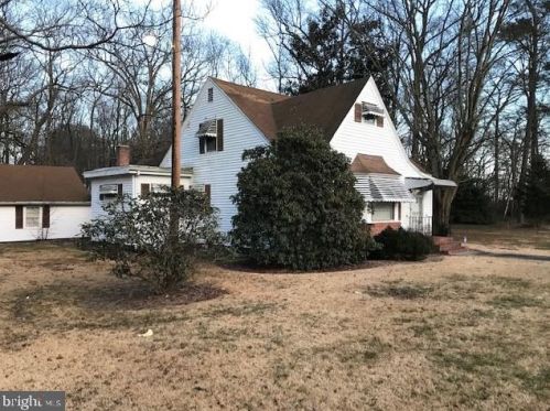 33049 Dupont Blvd, Frankford DE  19945-3800 exterior