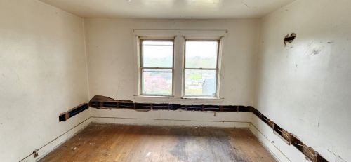 5725 Verona Rd, Verona PA  15147-3012 exterior