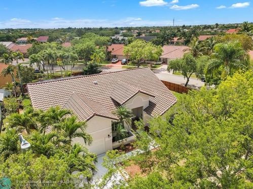 16340 11th St, Hollywood FL 33027-5115 exterior