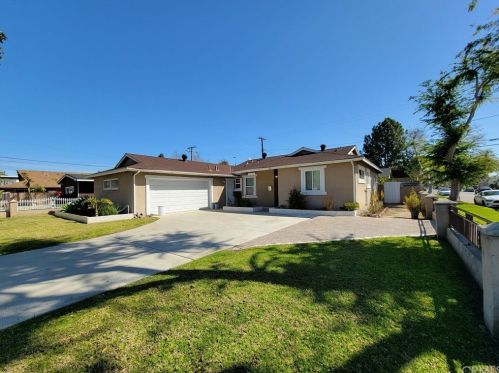 1442 Gilbert St, Fullerton, CA 92833-4305