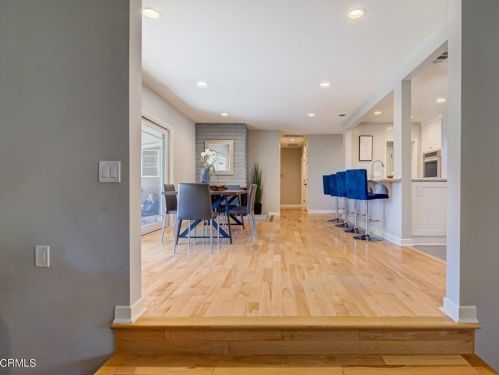 2902 El Caminito, Glendale CA 91214-2005 exterior