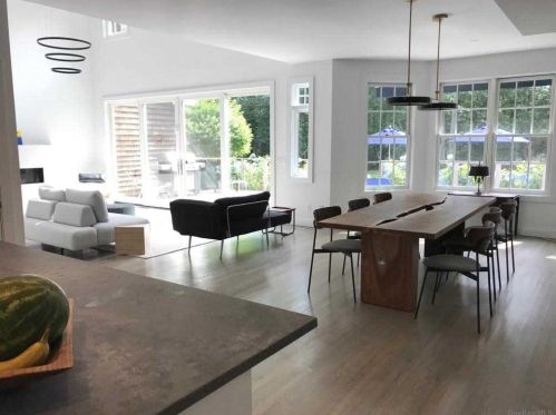 340 Wainscott Harbor Rd, Sagaponack, NY 11962-2005