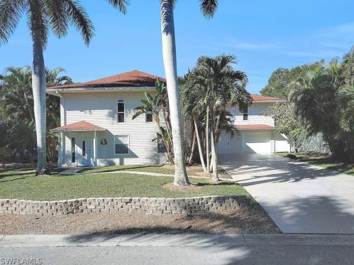 18116 Deep Passage Ln, Fort Myers Beach, FL 33931-2309
