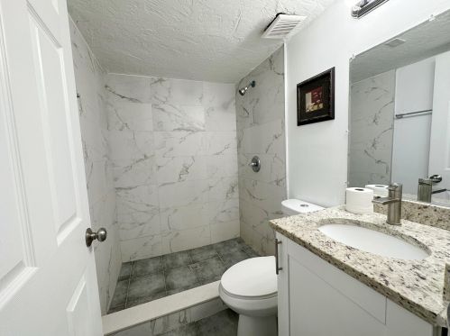 3105 Ocean Pkwy, Boynton Beach FL  33435-1652 exterior