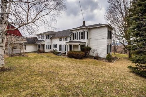 1789 Lake Rd, Skaneateles, NY 13152-8966