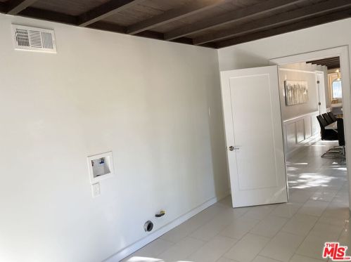 2695 Eucalyptus Ave, Long Beach CA  90806-2513 exterior