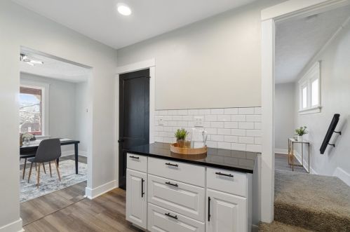 433 Green St, Whitaker PA  15120-3031 exterior