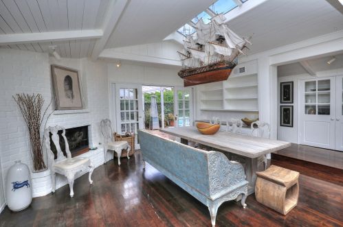 279 Santa Rosa Ln, Santa Barbara CA  93108-2613 exterior