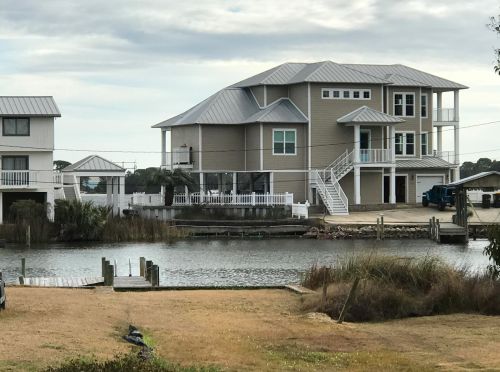 350 Brooks St, Fort Walton Beach, FL 32548-7238