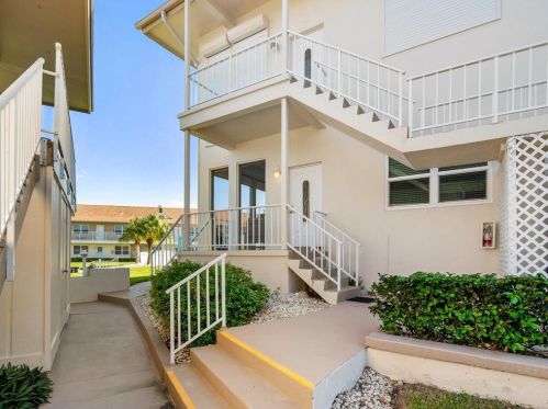 850 Palm St, Marco Island, FL 34145-2002