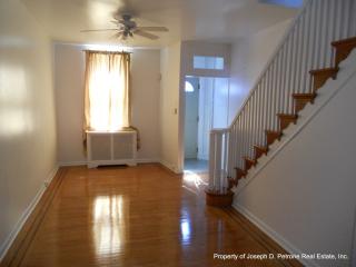 3729 Calumet St, Philadelphia PA  19129-1701 exterior