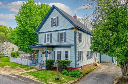 27 Howard Ave, Tilton NH  03276-1612 exterior