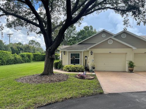 2411 Nantucket Green Ct, Ruskin, FL 33573-6559