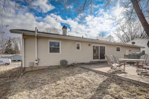 2506 Westbrook Ln, Madison WI  53711-4169 exterior