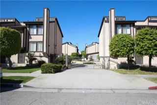 15305 Berendo Ave, Gardena CA  90247-4164 exterior