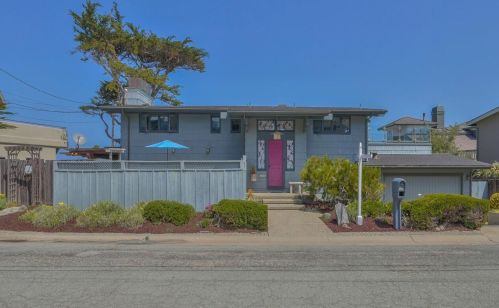 1136 Beacon Ave, Del Monte Park CA  93950-2106 exterior