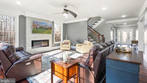 9085 Bristow Woods Ct, Nokesville VA  20181 exterior