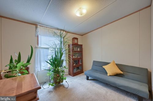 251 Buttercup Dr, Smithville PA  17560-9612 exterior