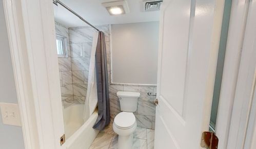 141 St, Foxborough MA 02035-1723 exterior