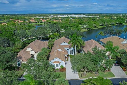 8413 Mallards Way, Naples FL 34114-9491 exterior