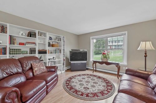 3 Geering Way, Fishkill NY  12524-1136 exterior