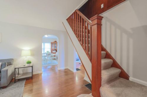 2171 Glenside Ave, Cincinnati OH 45212-1140 exterior