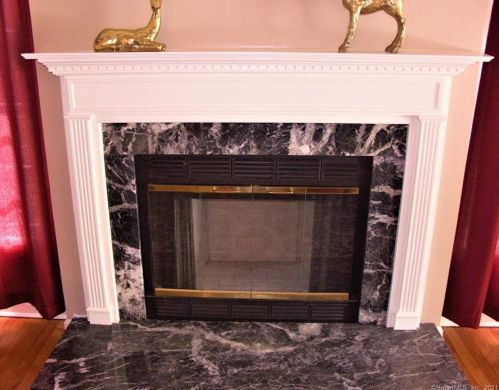 52 Gibbs Xing, Norwich CT  06360-6466 exterior
