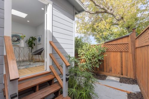 4512 Ellen St, Oakland CA 94601-4729 exterior