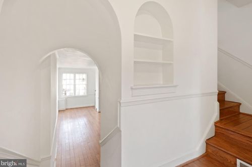 1030 31st St, Washington DC  20007-4405 exterior