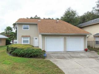 8826 Rose Lake Shore Ln, Orlando, FL 32835-4467